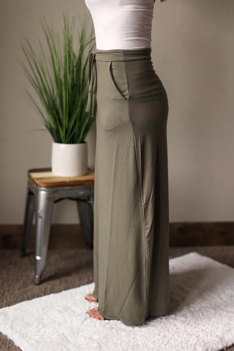 Stylish Light Olive Maxi Skirt With Convenient Pockets